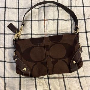 Prefect little couch purse